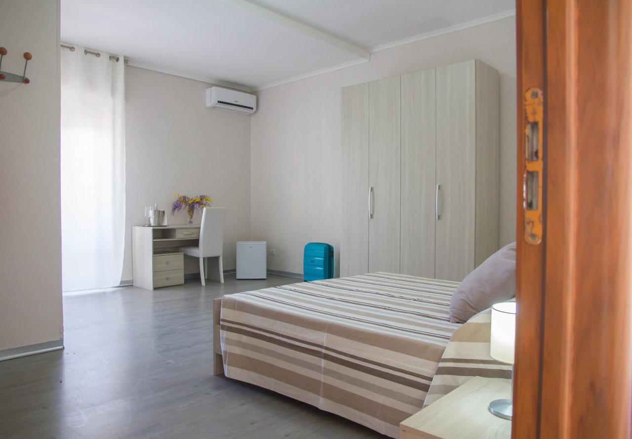 Bluriva Hotel Ciro Marina Ngoại thất bức ảnh