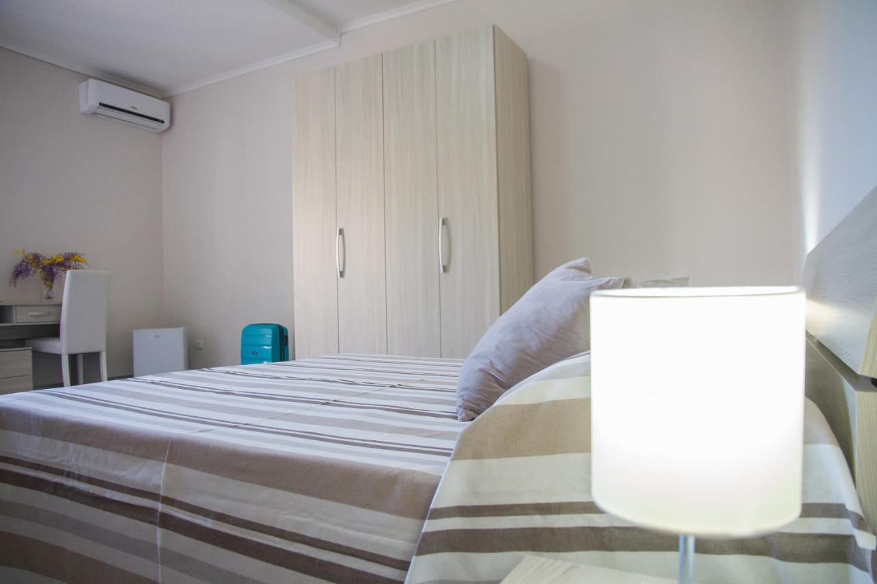Bluriva Hotel Ciro Marina Ngoại thất bức ảnh