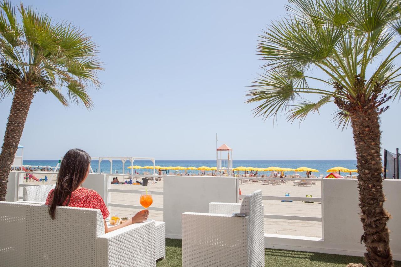 Bluriva Hotel Ciro Marina Ngoại thất bức ảnh
